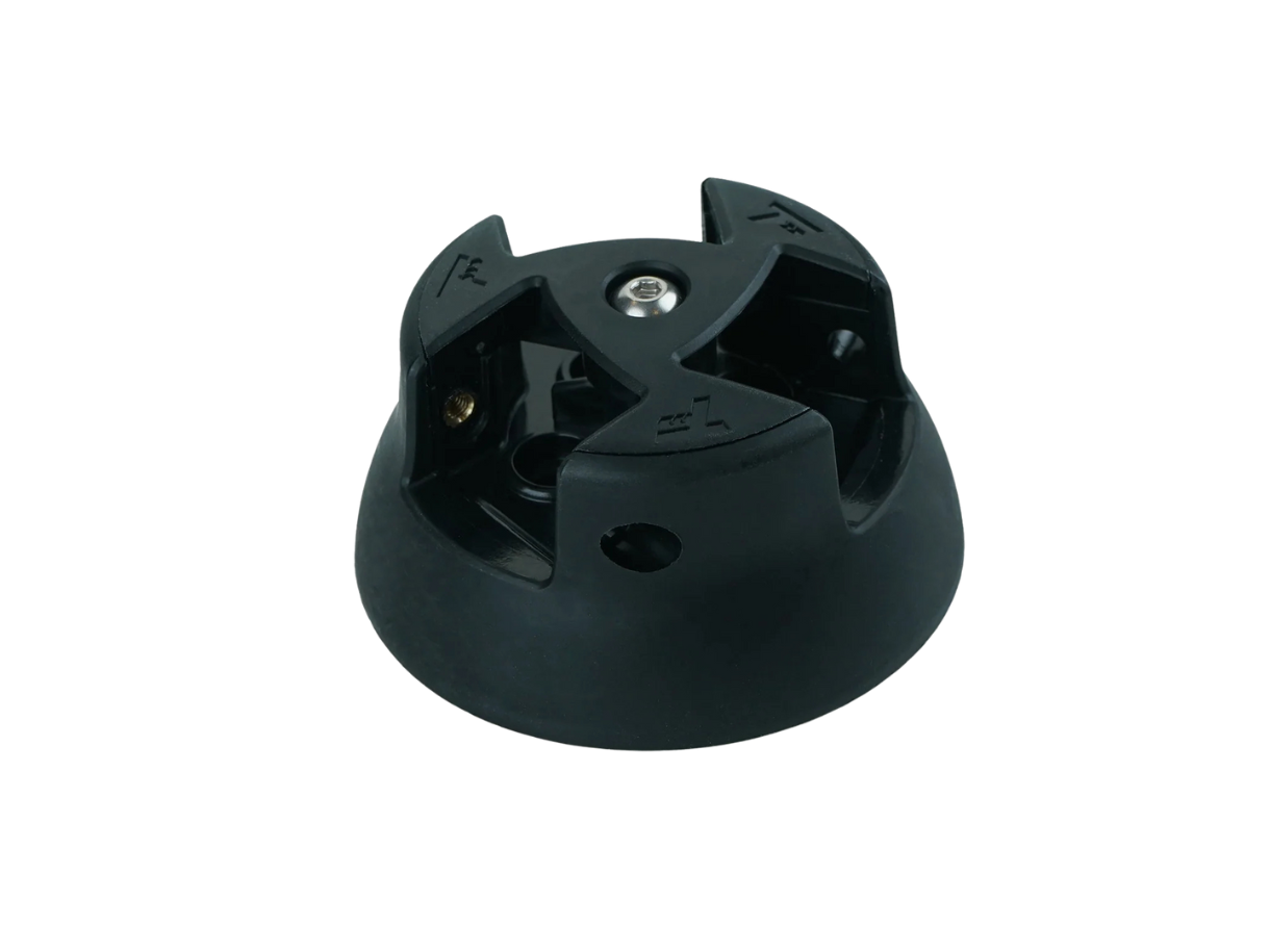THREE BLADE HUB