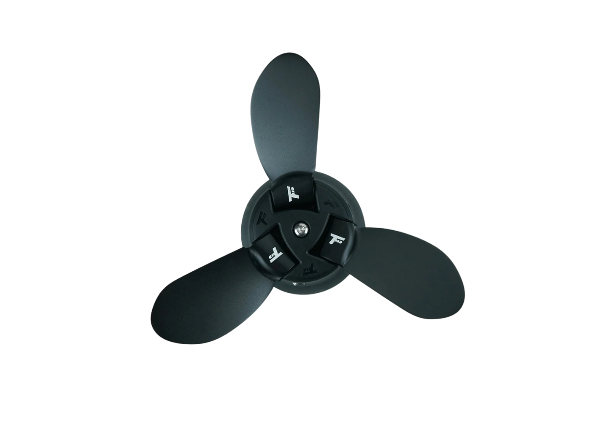 THREE BLADE PROPELLER HUB SET
