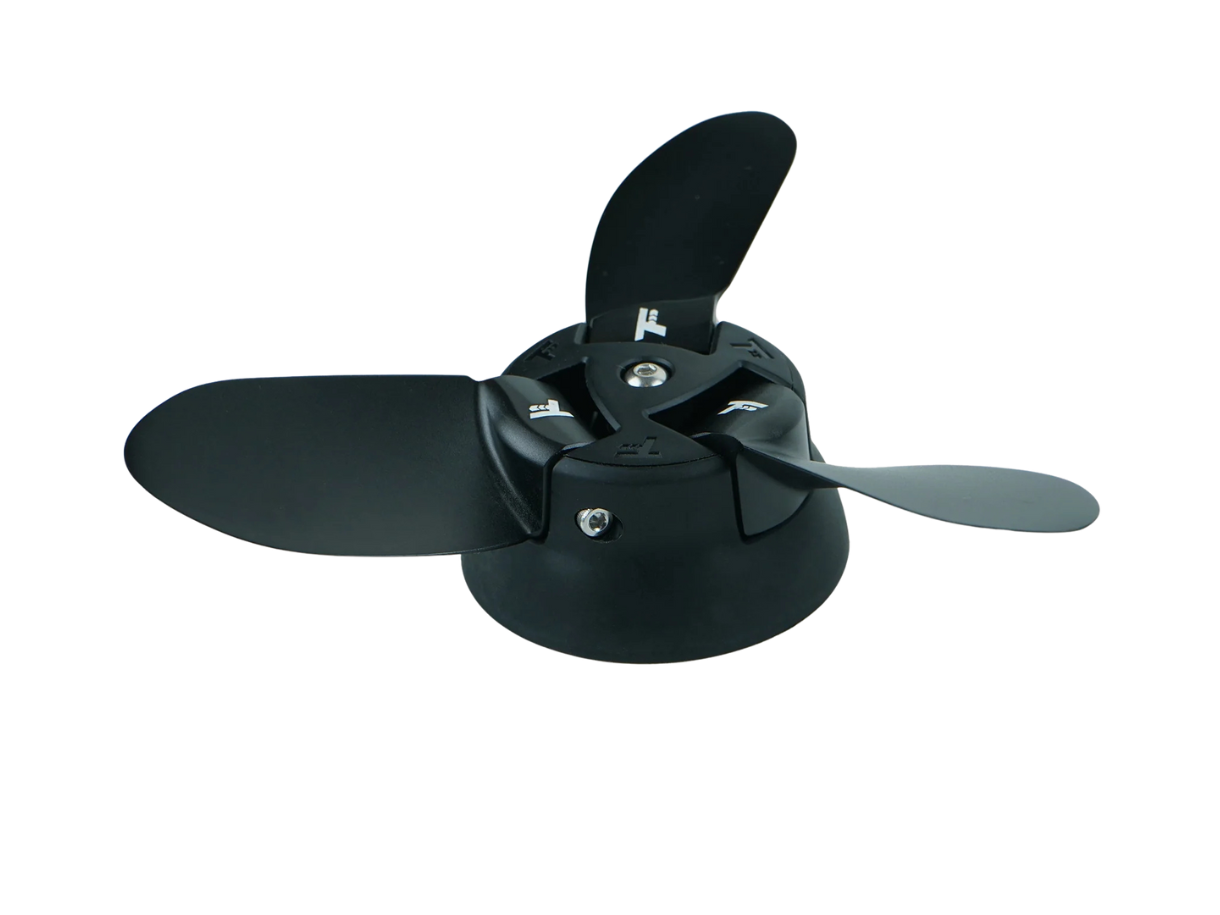 THREE BLADE PROPELLER HUB SET