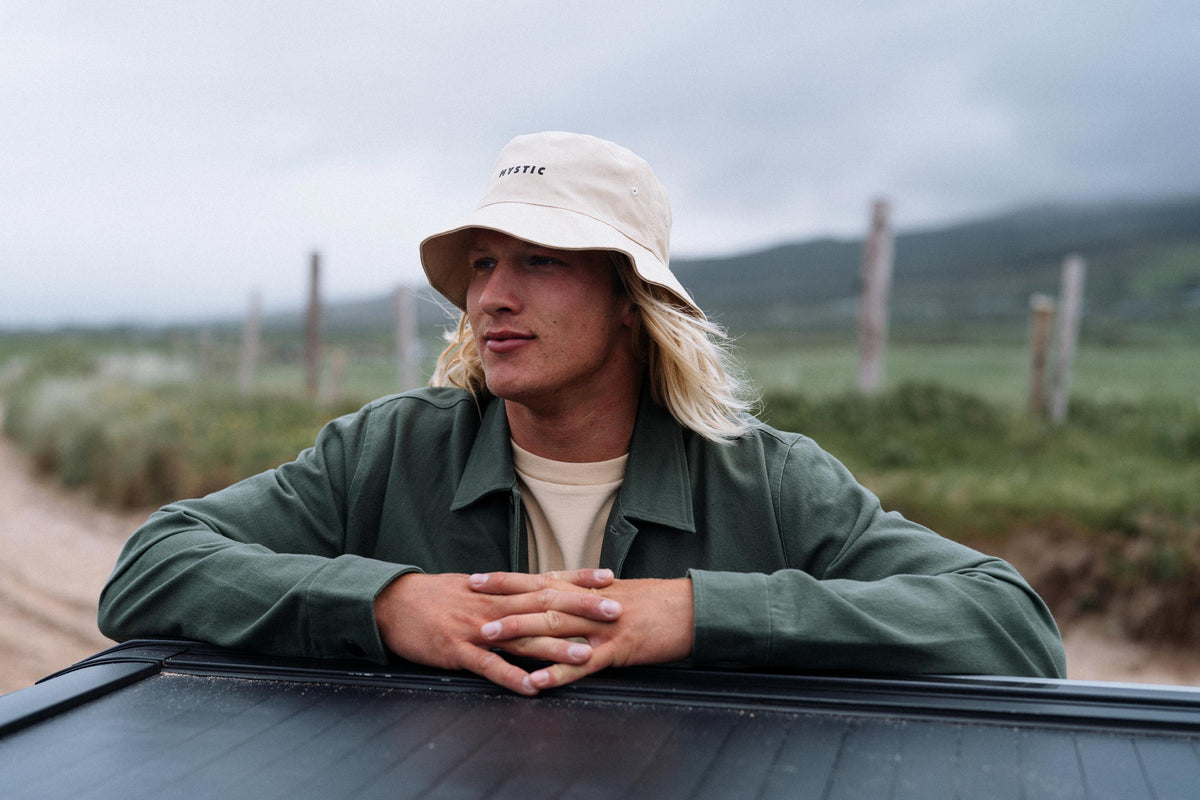 Bucket Hat (2023)