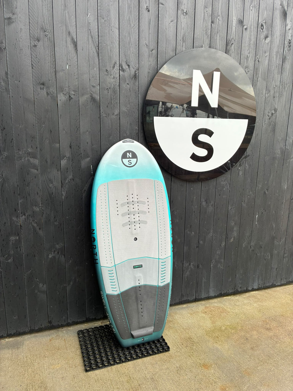 USED SWELL 2025 4'10" 65L