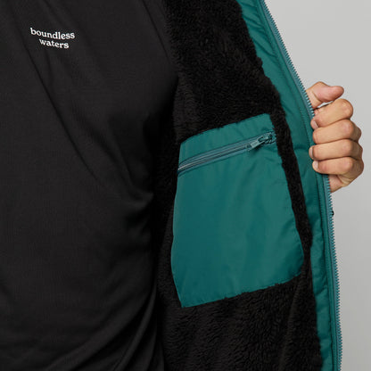 Poncho Explore