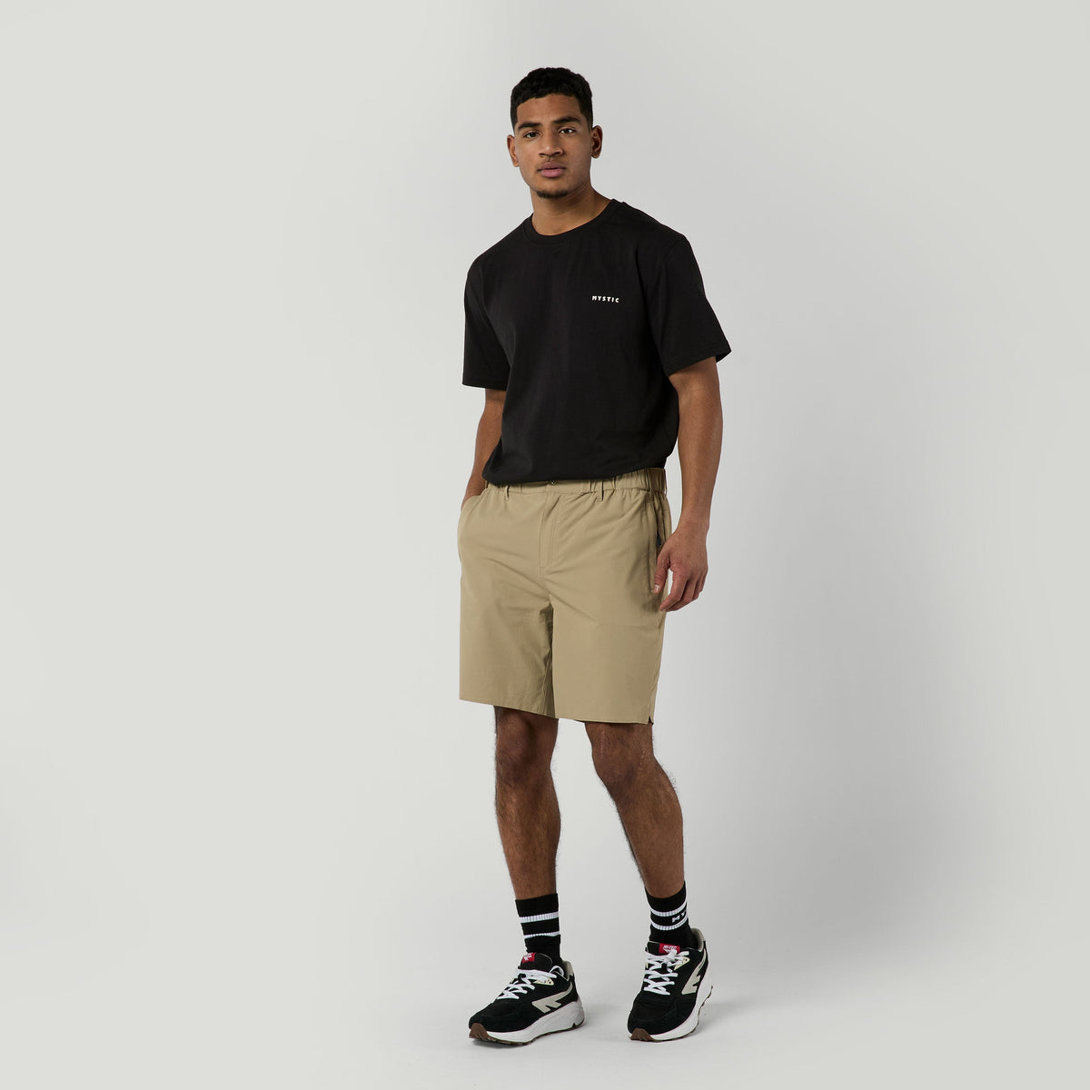 Endure Hybrid Short